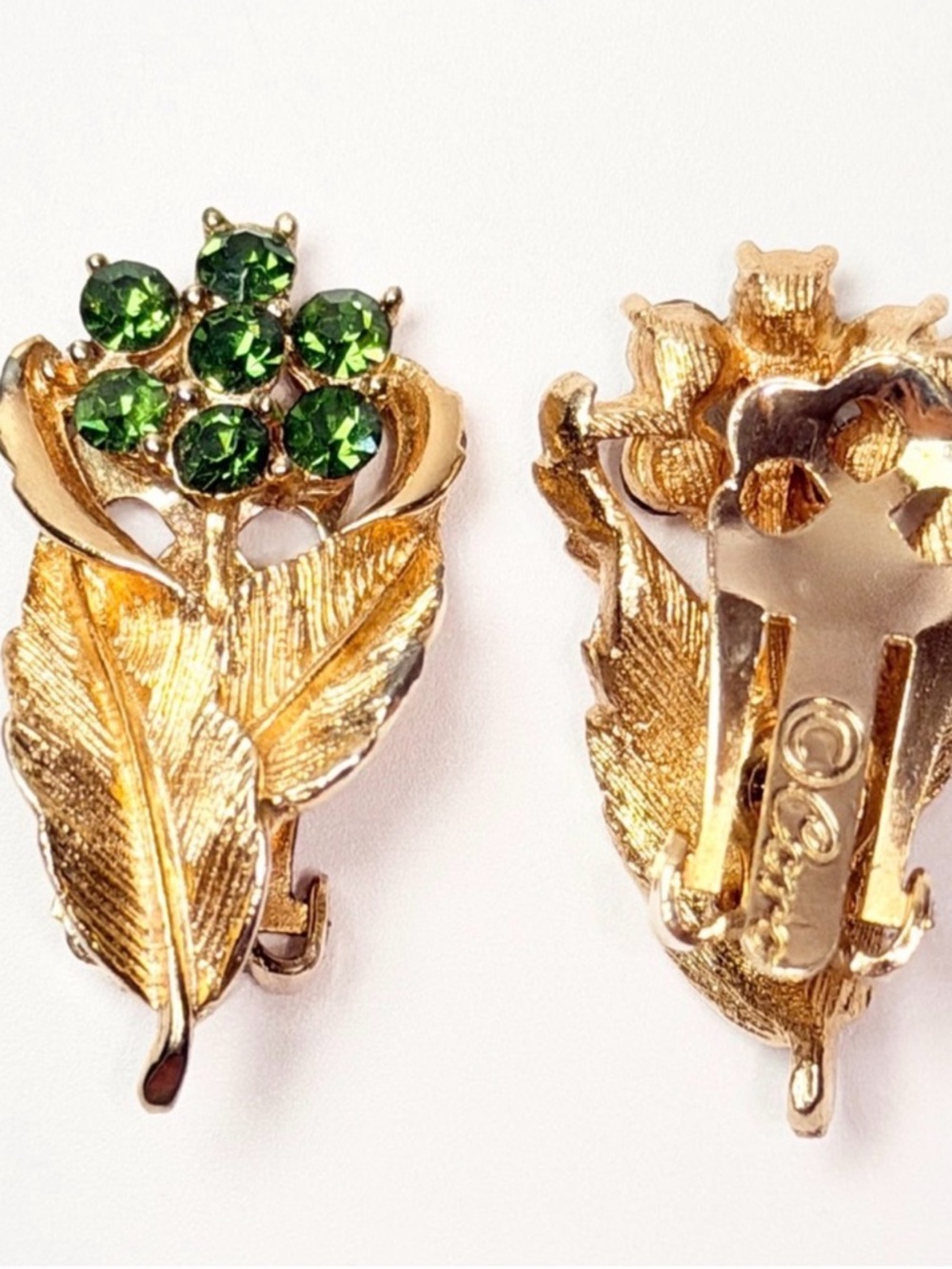 Vintage Coro Green Rhinestone Gold-Tone Leaf Earrings - Picture 3 of 5